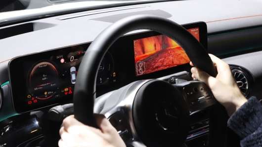 Mercedes вмонтує в свої автомобілі відеоігри