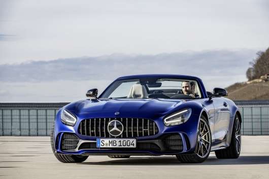 Мерседес розширює спортивну лінійку новим топовим родстера Mercedes-AMG GT-R
