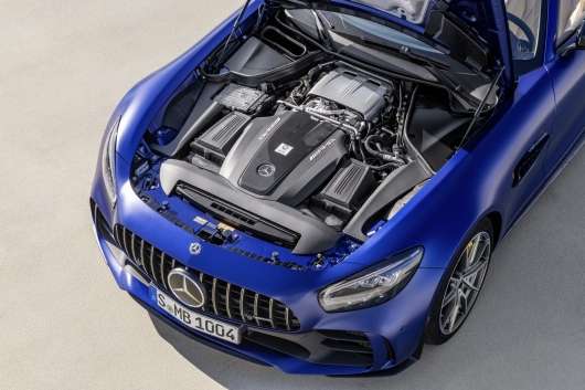 Мерседес розширює спортивну лінійку новим топовим родстера Mercedes-AMG GT-R