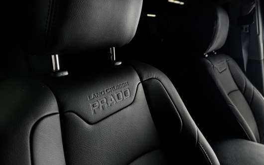 Топ-5 фактів про нової російської версії позашляховика Toyota Land Cruiser Prado