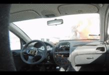 Відео: Що буде з автомобілем, якщо його помити під тиском в 3,000 атмосфер?