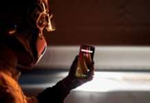 Ось що потрібно знати про смартфоні OnePlus 6T McLaren Edition