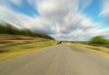 Як покращення якості доріг може вплинути на обмеження швидкості