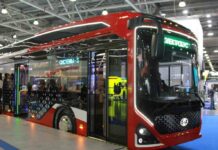 “піонер «і гармошка: представлений перший в росії зчленований електробус