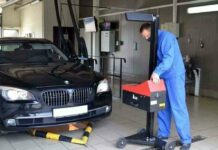 Штрафу можна уникнути: водіям розкрили хитрість при спілкуванні з поліцією