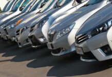 Чому в росії різко зріс попит на автомобілі з пробігом