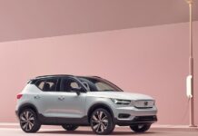 Volvo привезе в росію відразу два електричних кросовера