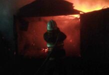 У ліді вночі горіли шість гаражів. У мнс нагадали, що слід обмежити доступ сторонніх осіб до будівель