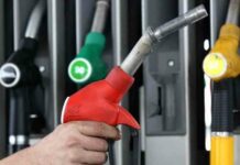 Китайська компанія xpeng представила суперзарядку для електромобілів