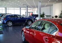Дилери рф прогнозують чергове подорожчання нових авто на початку 2022 року