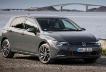 Європейський авторинок у листопаді: renault clio вирвався в лідери, vw golf – на 35 місці!