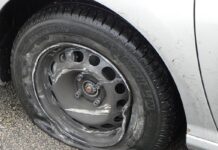 Чому на нових моделях автомобілів швидко розвалюються шини і диски