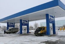 Чому московським автовласникам стало невигідно заправляти машини газом