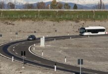 Електромобілі більше не треба буде ставити на зарядку