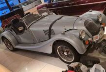 У рф продають екзотичний morgan roadster: дорожче, ніж в європі