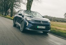 Renault Scenic 2025: Тріумф розуму та емоцій в електричному кросовері