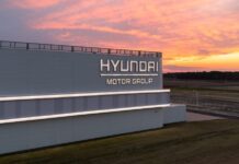 Корея розслідує наліт ICE на завод Hyundai у зв’язку з порушеннями прав людини