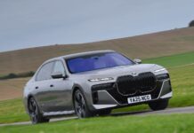 BMW 7 серии 2025: всеобъемлющий обзор роскоши и технологий