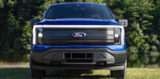 Ford zmienia kurs: następny F-150 Lightning będzie hybrydą typu plug-in