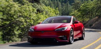 Tesla arrête la production des modèles S et X pour donner la priorité à la fabrication de robots