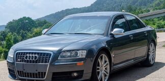 Audi S8 5.2: Забытый Суперкар в Кузове Седана