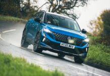 Renault Austral: гібридний позашляховик із динамічними характеристиками та покращеною керованістю