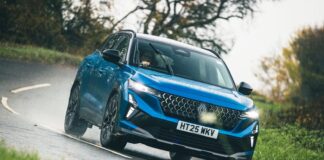 Renault Austral: Гибридный внедорожник с особенностями динамики и улучшенной управляемостью