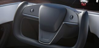 Tiongkok Melarang Roda Kemudi Jet-Fighter Tesla, Semakin Membatasi Desain EV