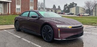 Lucid Air Pure: 20 000 mil i nadal w użyciu