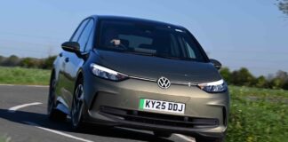 Volkswagen e Cupra fazem recall de mais de 93.000 EVs devido ao risco de incêndio