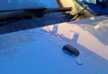 Більше 200 000 Автомобілів Не Пройшли MOT у 2025 році через Прості Несправності Водяні Форсунки