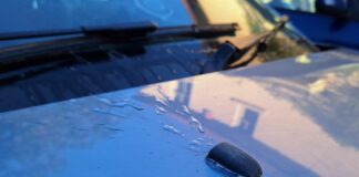 Más de 200.000 automóviles no pasaron la inspección técnica en 2025 debido a fallas simples en los surtidores del lavaparabrisas