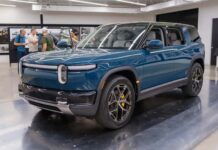 Запуск Rivian R2 відкладено: Преміальні та високопродуктивні моделі надійдуть у продаж першими
