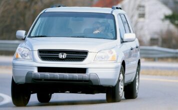 Honda Pilot EX (2003): Пізній гравець, який все ще тримає марку
