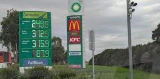 Rekordní ceny paliva spouštějí tvrdá vládní opatření v boji proti ziskovosti