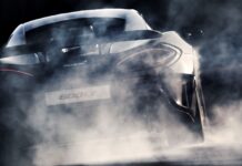 Рідкісний McLaren 600LT знищений в аварії в Торонто