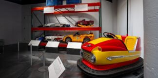 Więcej niż tylko metal: Narodowe Muzeum Corvette odsłoniło nową wystawę artefaktów