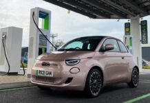 Інфраструктура електромобілів у Великій Британії досягла важливої віхи: 1000 хабів швидкої зарядки