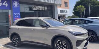 MG 4X chega às concessionárias chinesas: um rival BYD Atto 3 com tecnologia de estado sólido