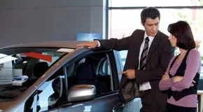 Wann man ein Auto kaufen sollte: Warum die ersten Tage des Monats schneller sind als das Ende